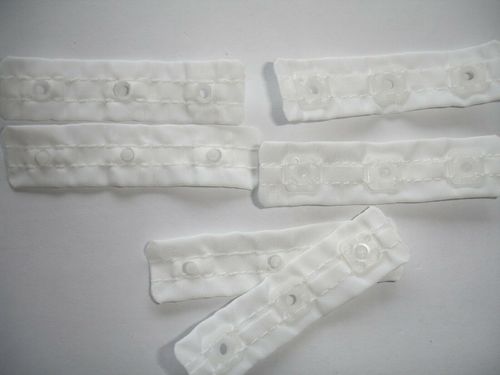 10 Paar Druckknopfband 0,50€/Paar weiß mit jeweils 3 Druckknöpfen
